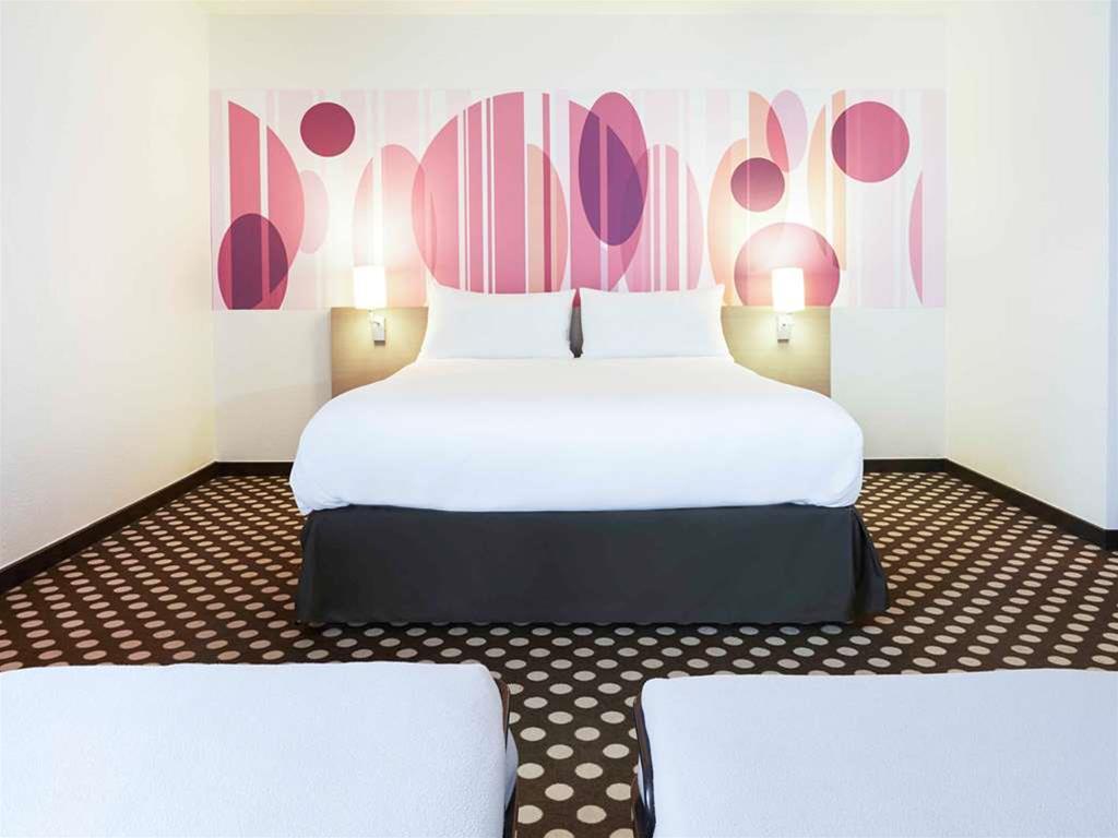 Ibis Styles Toulon Centre Port Hotel Eksteriør billede